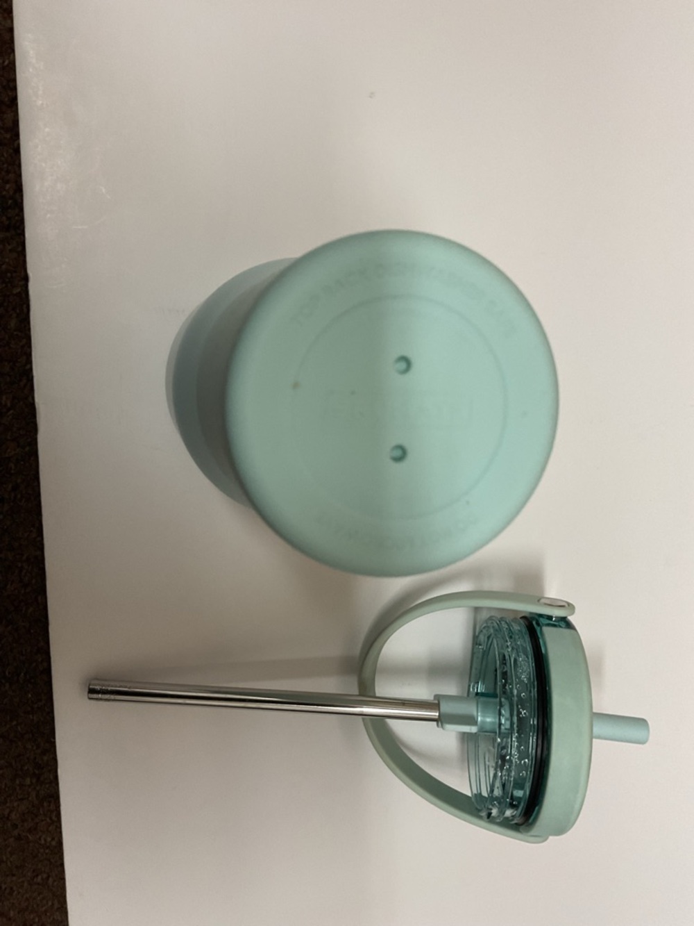 Brumate 35 ounce mint colored traveling mug with straw - Picture 5 of 5